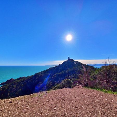 Le Semaphore, Les Plages A Pied Saint-Raphaël 外观 照片