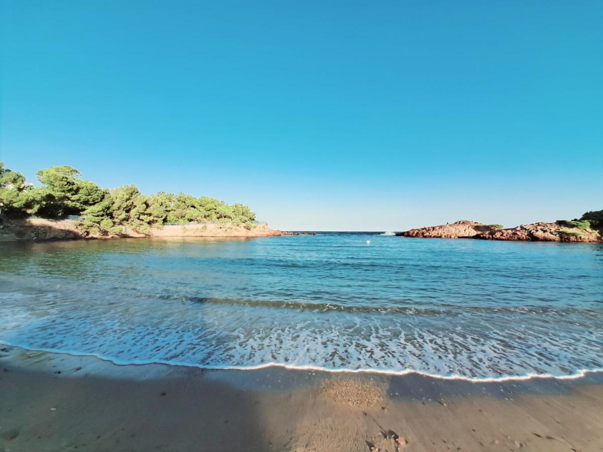 Le Semaphore, Les Plages A Pied Saint-Raphaël 外观 照片